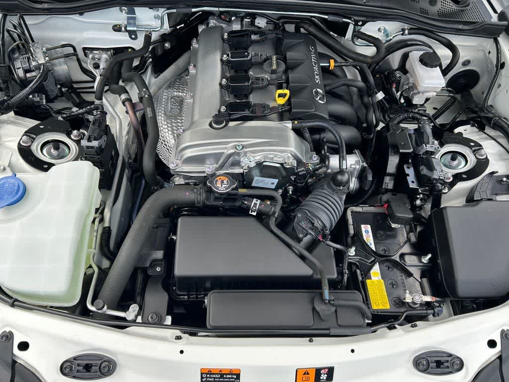 Used 2025 MAZDA MX-5 Miata RF Grand Touring RWD image 9
