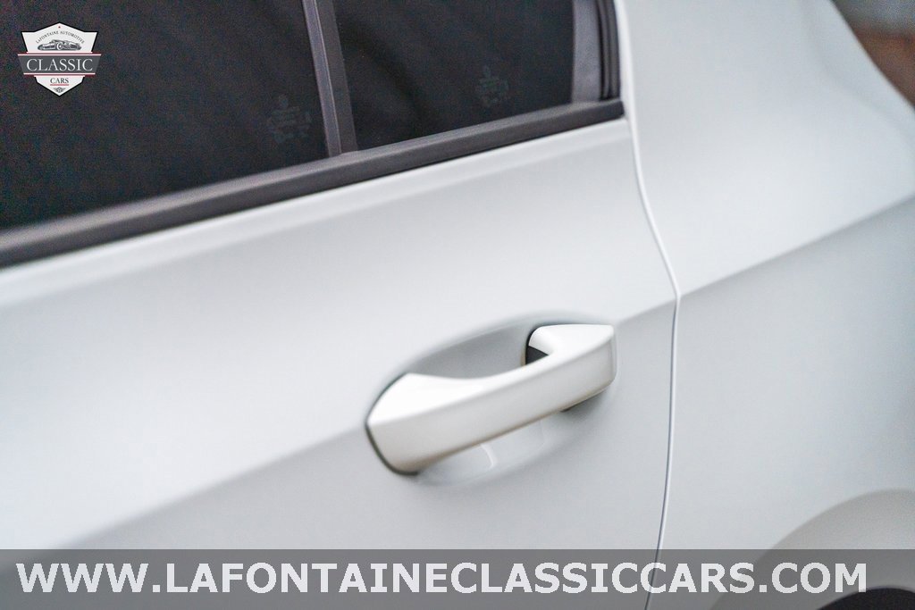 Used 2022 Volkswagen Golf R image 24