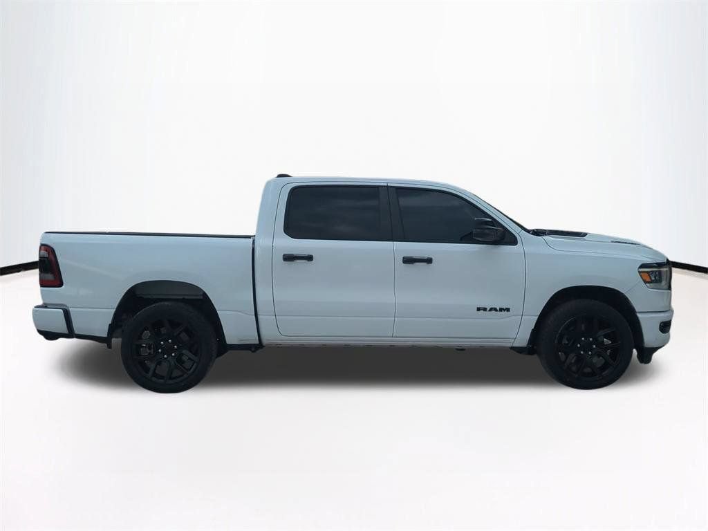 Used 2024 RAM 1500 Laramie AWD/4WD image 4