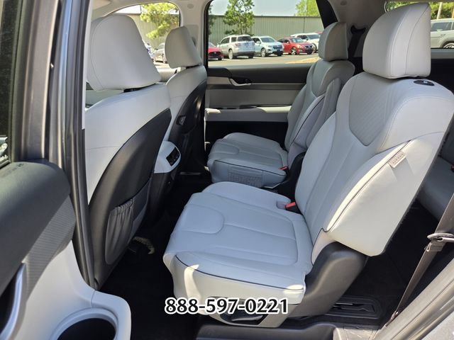 Used 2024 Hyundai Palisade SEL FWD image 11