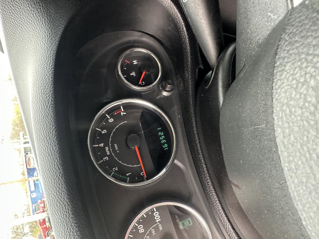 Used 2014 Jeep Wrangler Sport image 11