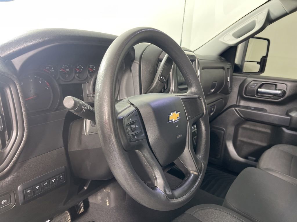 Used 2022 Chevrolet Silverado 2500 Custom w/ Custom Value Package image 22
