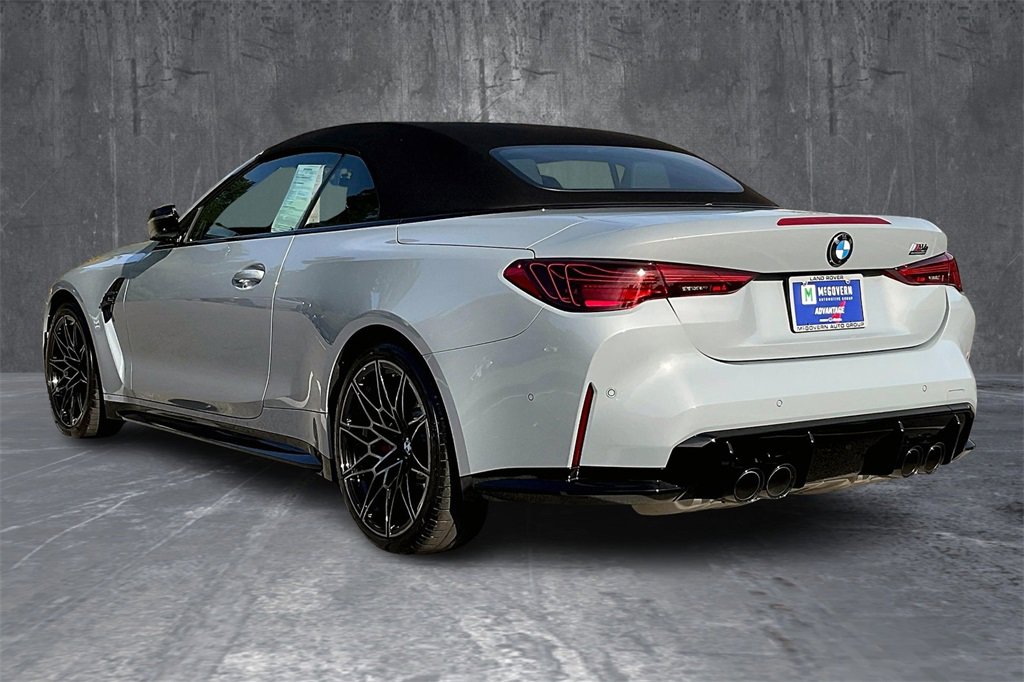 Used 2026 BMW M4 xDrive Competition w/ Executive Package image 4