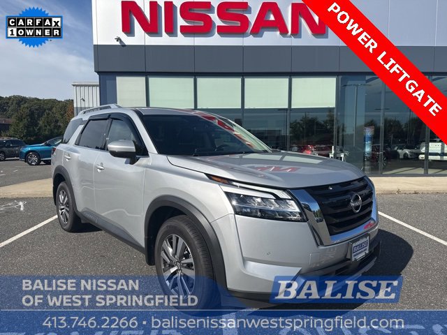 Certified 2022 Nissan Pathfinder SL image 1