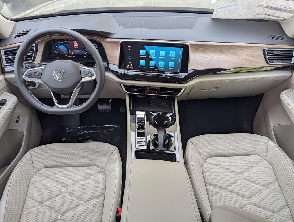 New 2026 Volkswagen Atlas SE image 15