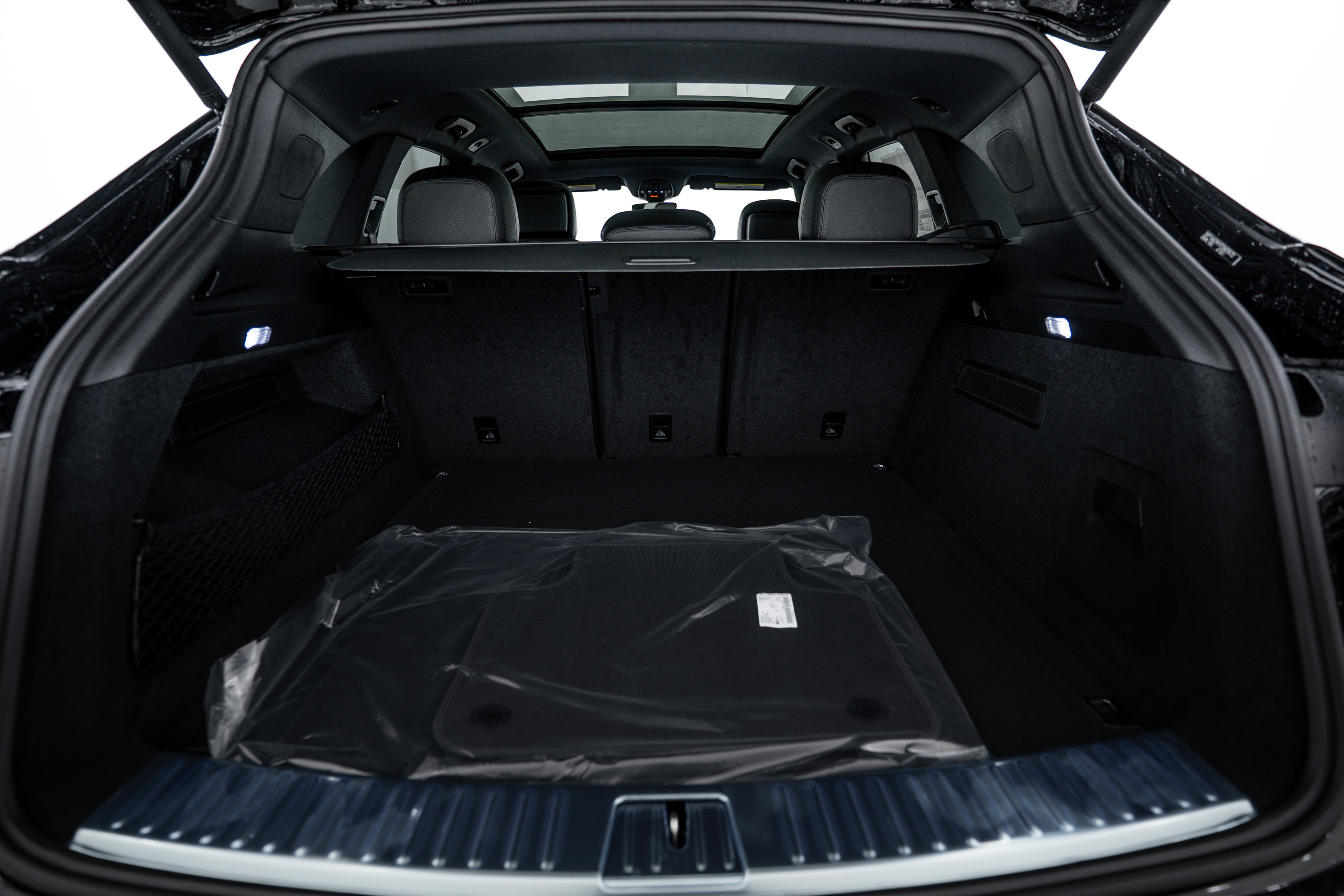 New 2026 Porsche Cayenne image 24