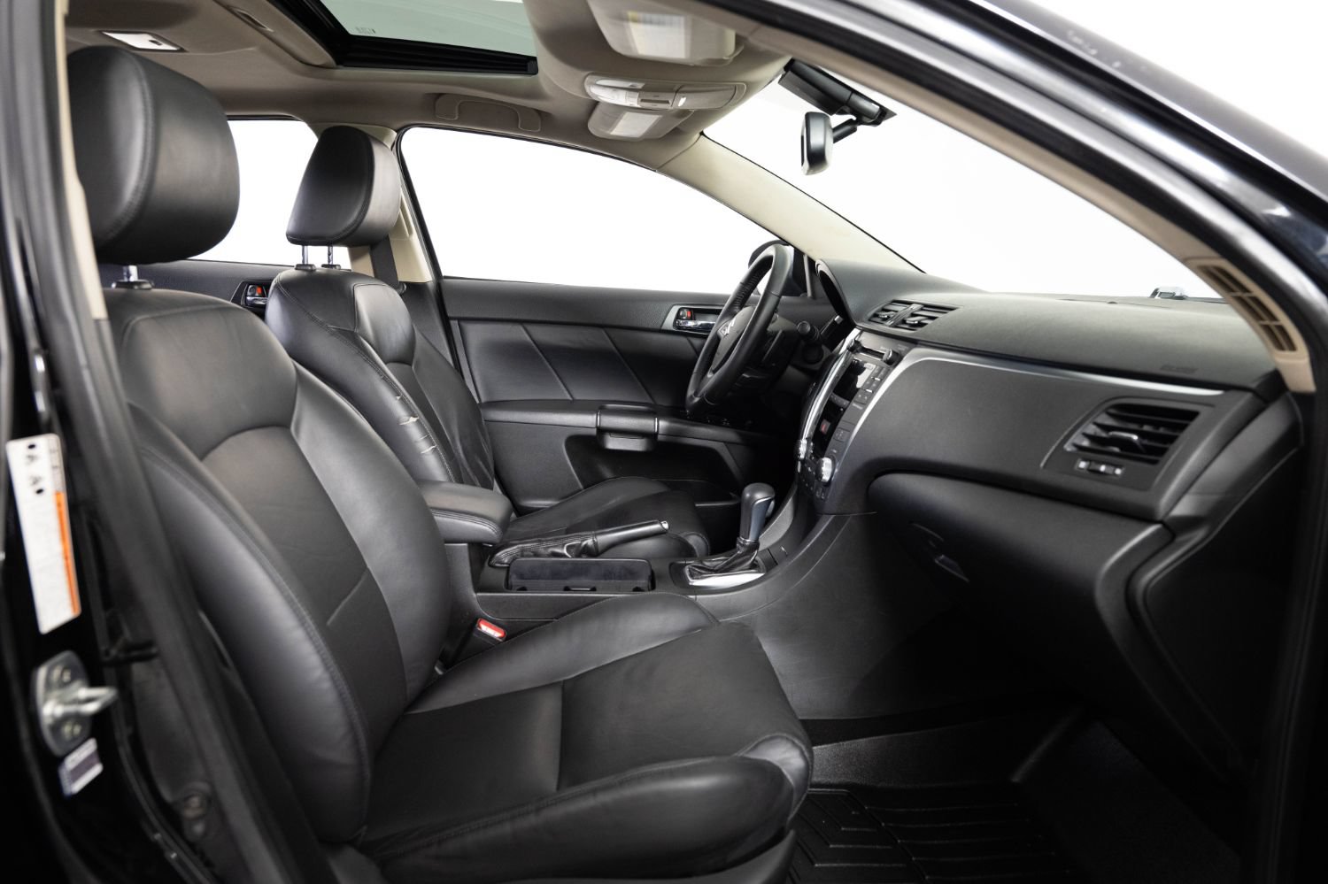 Used 2010 Suzuki Kizashi SLS AWD/4WD image 26