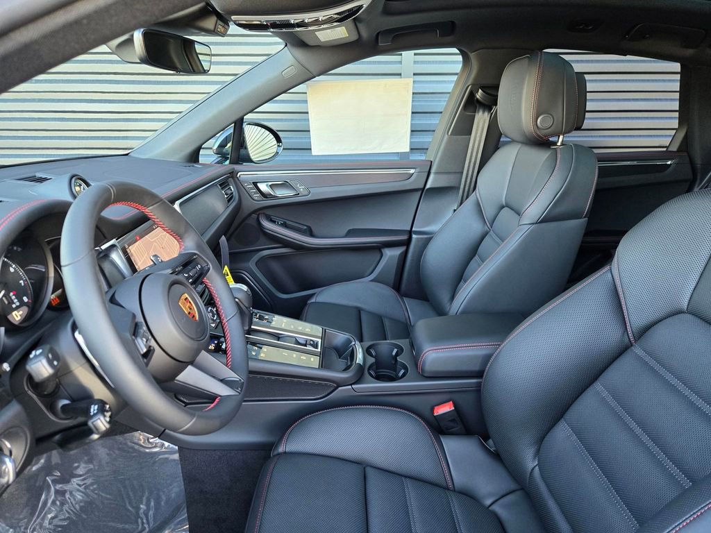 New 2026 Porsche Macan GTS AWD/4WD image 26