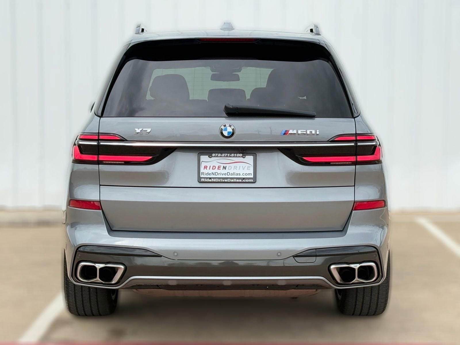 Used 2023 BMW X7 M60i w/ Executive Package AWD/4WD image 7
