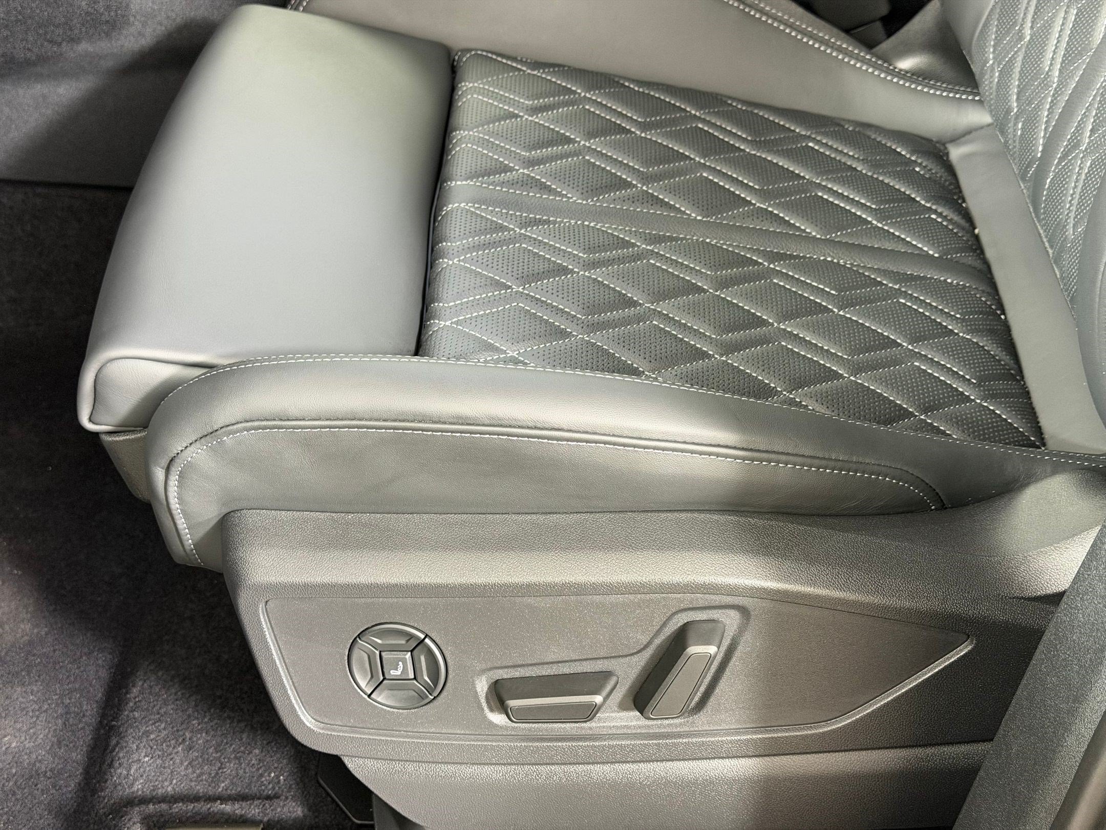 New 2026 Audi SQ5 Premium Plus AWD/4WD image 15