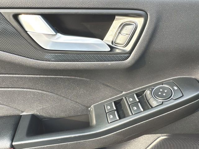 Used 2025 Ford Escape ST-Line image 22