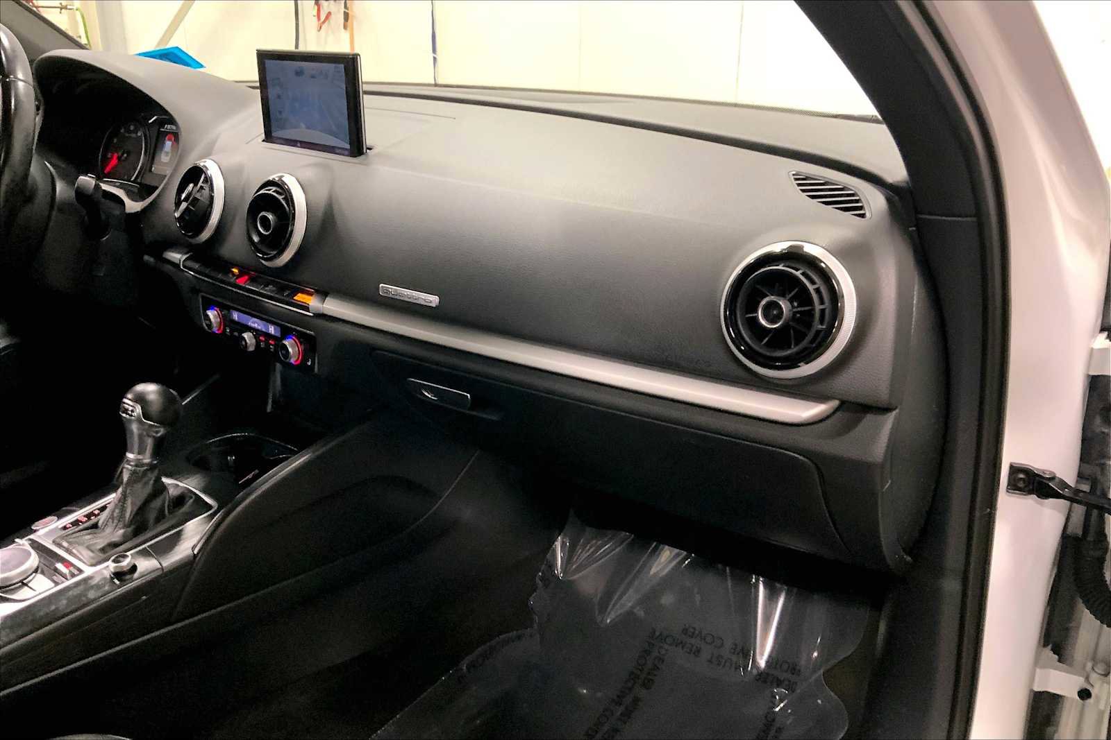 Used 2016 Audi A3 2.0T Premium w/ Audi MMI Navigation Plus image 17