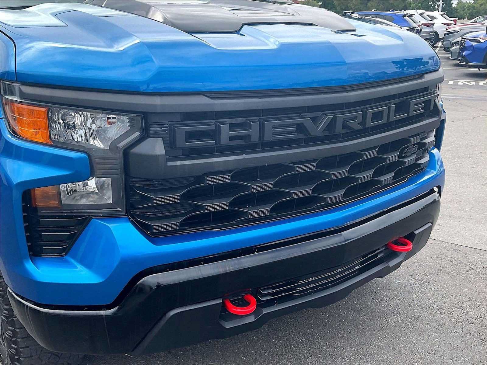 Used 2024 Chevrolet Silverado 1500 Custom Trail Boss w/ LPO, Dark Essentials Package AWD/4WD image 30