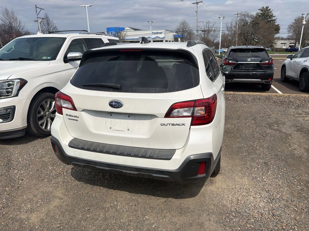 Used 2019 Subaru Outback 2.5i Touring image 5
