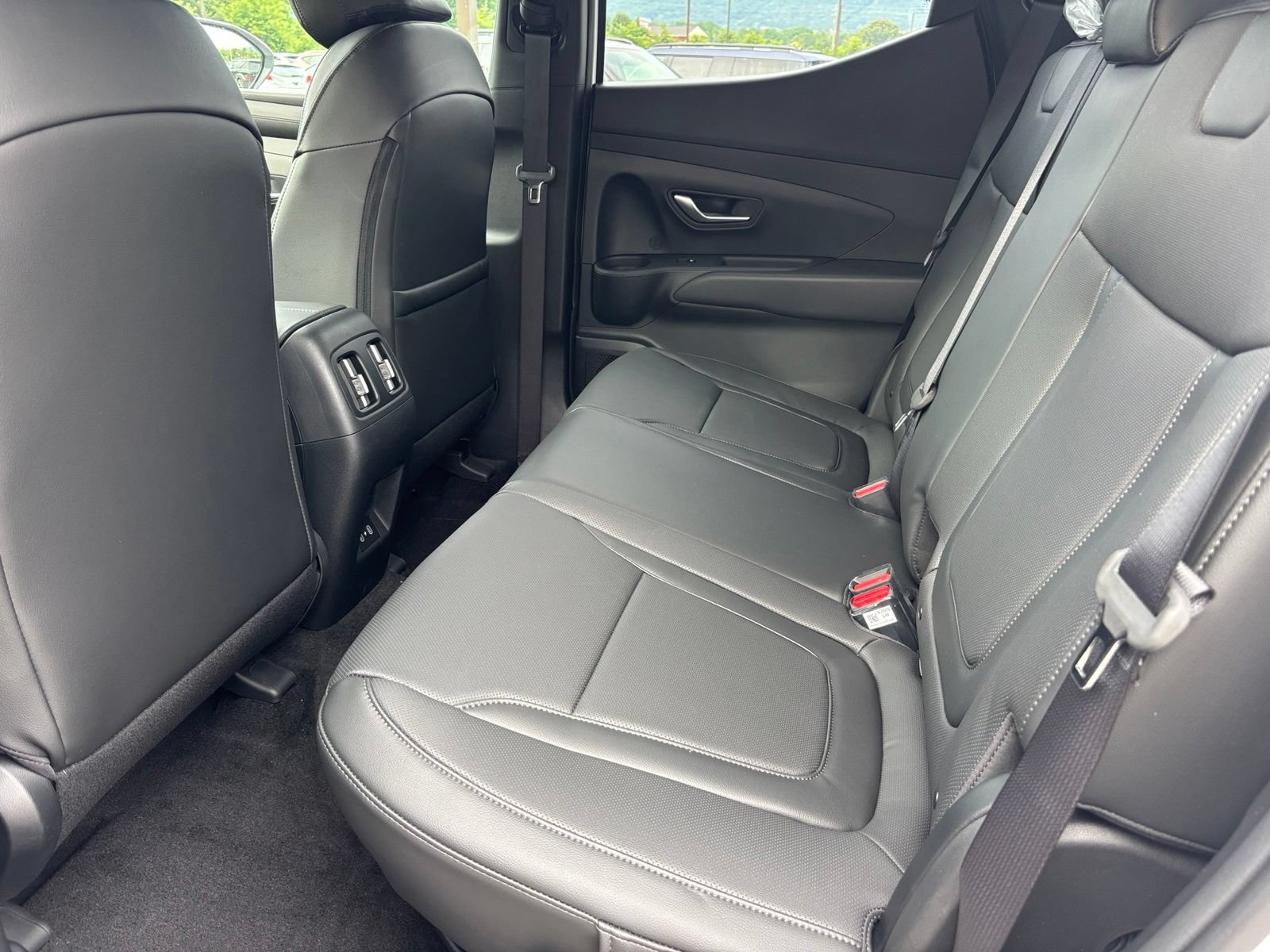 New 2026 Hyundai Santa Cruz SEL FWD image 14
