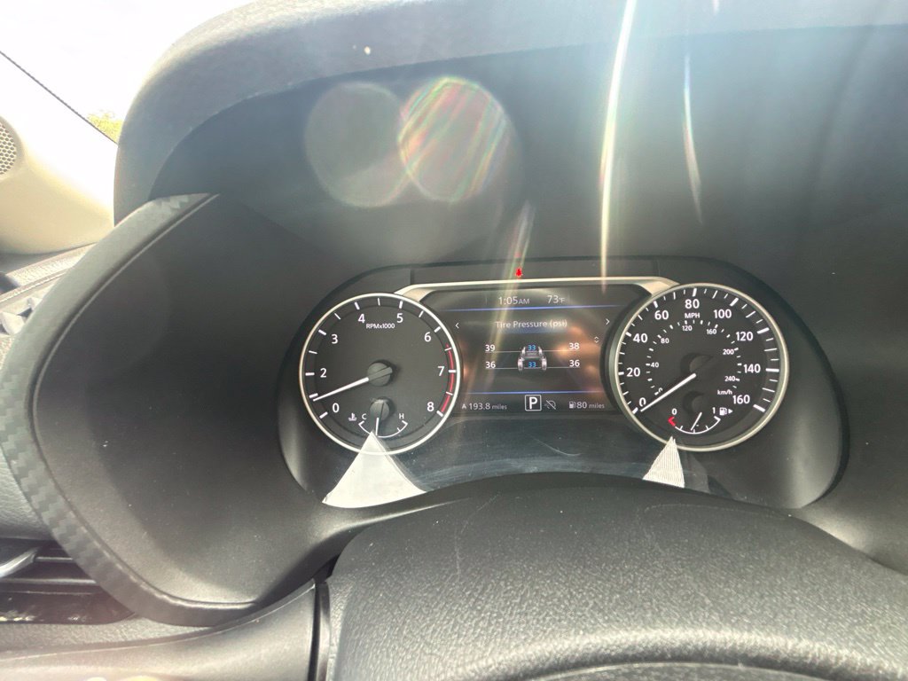 Used 2024 Nissan Sentra SV FWD image 14