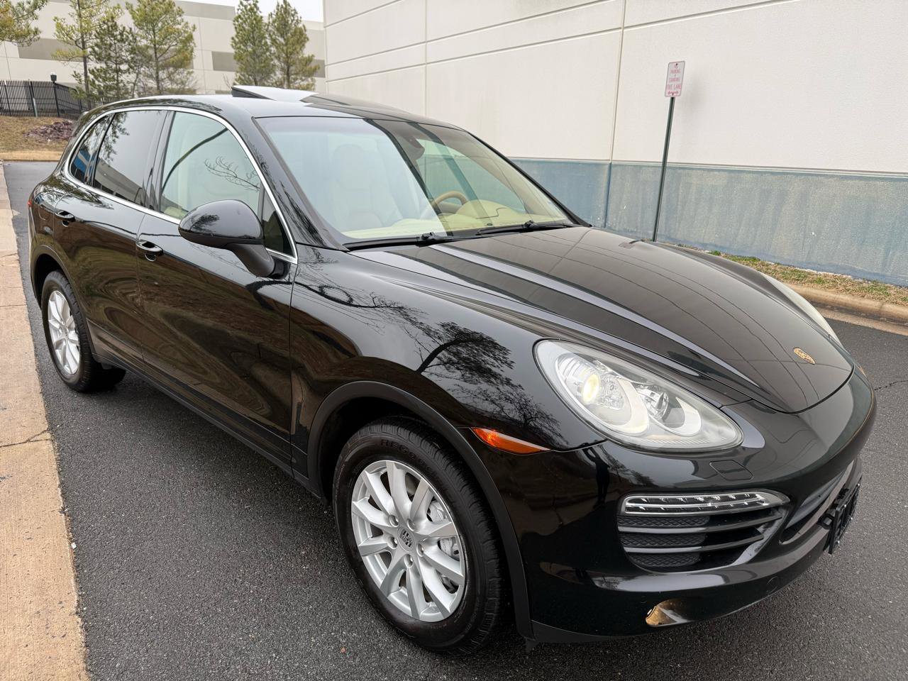Used 2012 Porsche Cayenne image 12