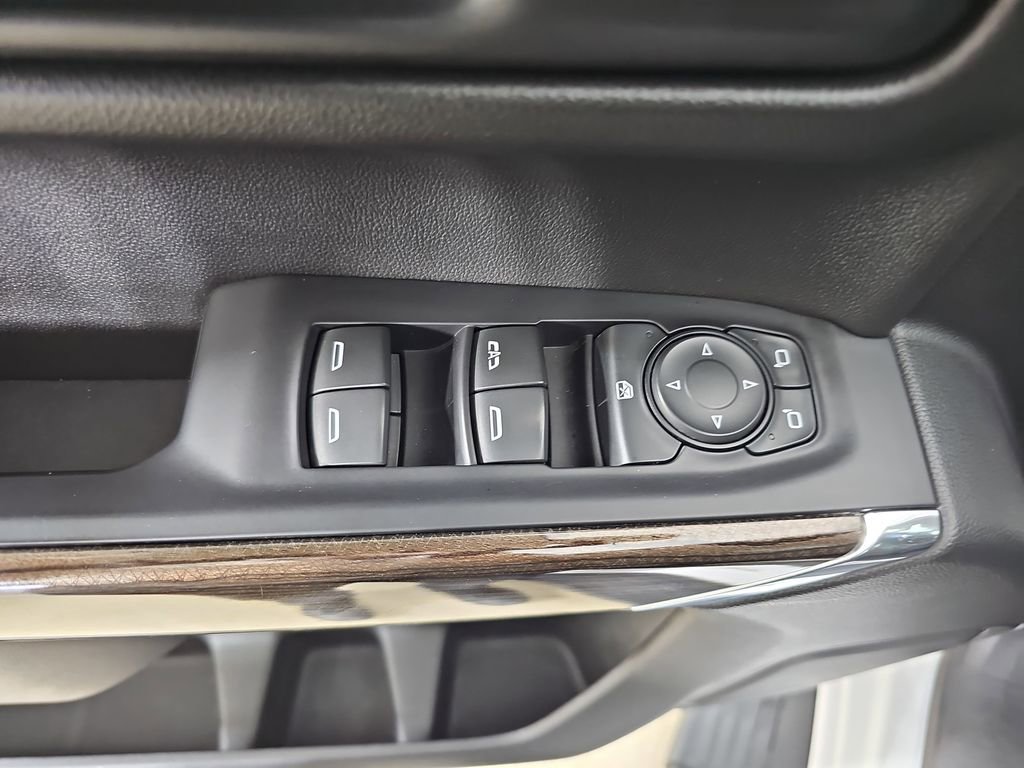 Used 2019 Chevrolet Silverado 1500 RST w/ All-Star Edition image 32