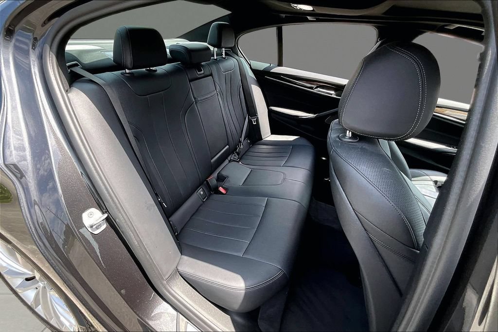 Used 2021 BMW 530i RWD image 27