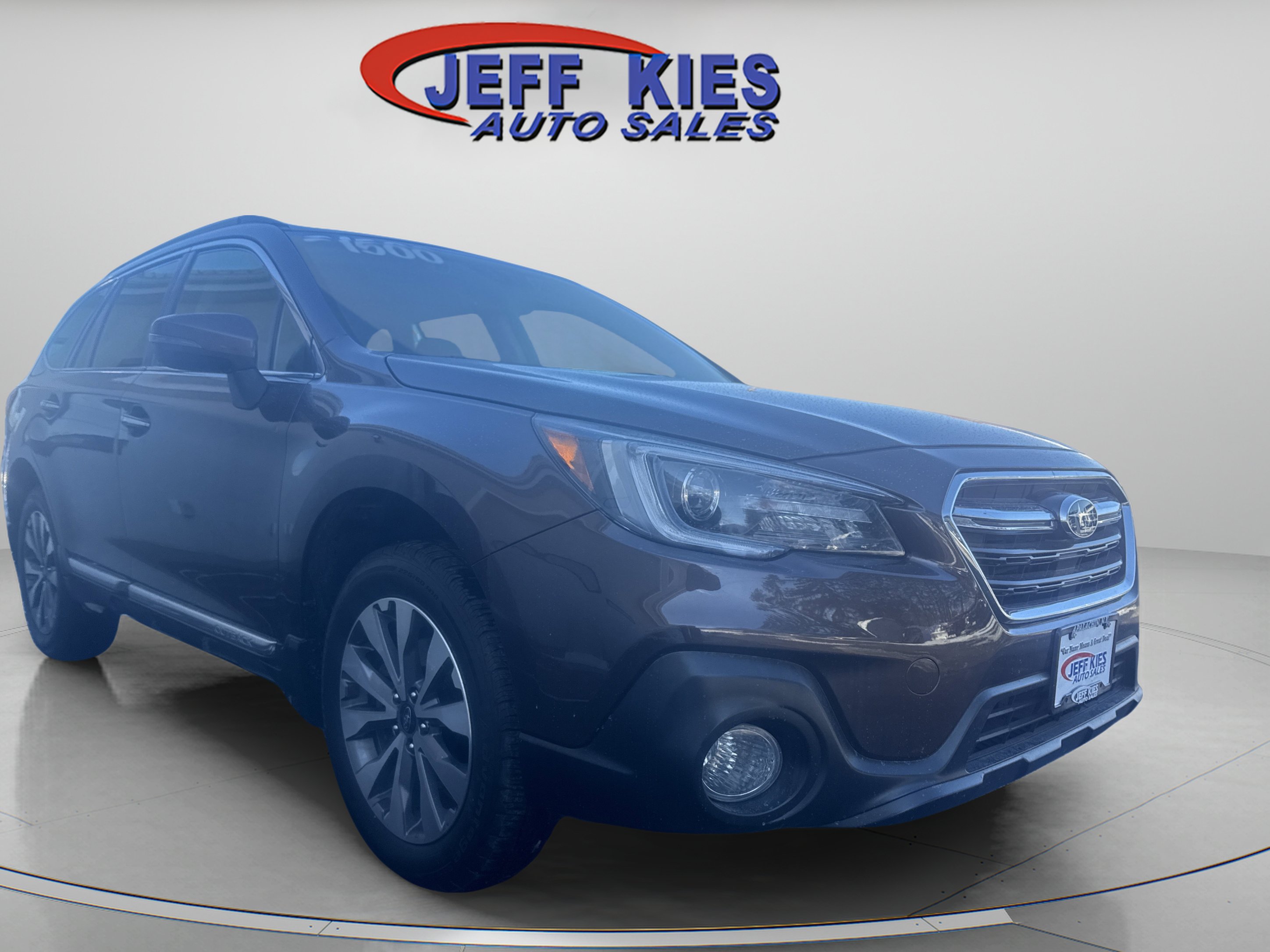 Used 2019 Subaru Outback 2.5i Touring AWD/4WD image 3