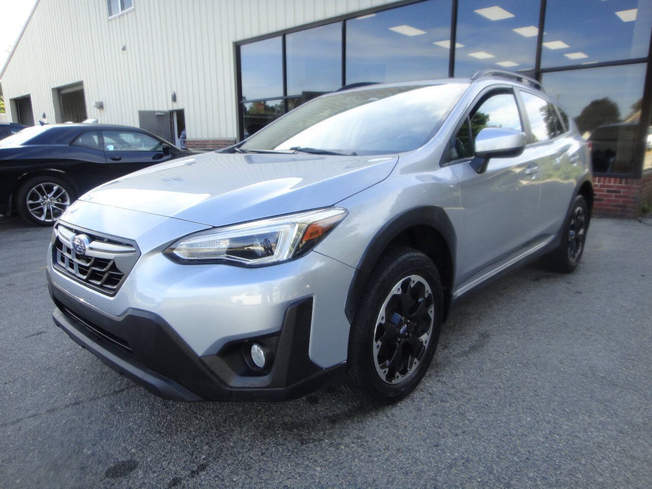 Used 2021 Subaru Crosstrek 2.0i Premium w/ Moonroof Package AWD/4WD image 1