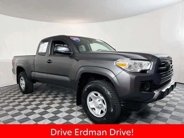 Certified 2019 Toyota Tacoma SR w/ SR Convenience Package AWD/4WD image 1