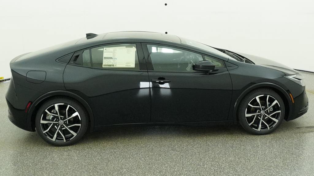 New 2026 Toyota Prius Plug-In Hybrid FWD image 14