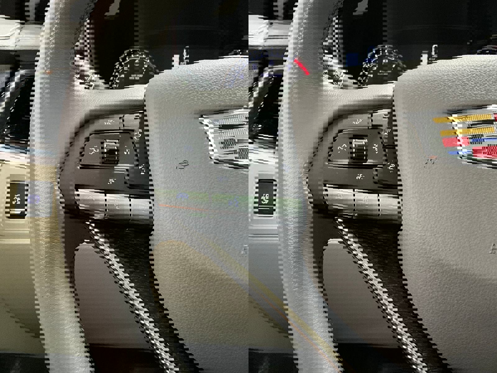 Used 2024 Cadillac XT6 Premium Luxury w/ LPO, Floor Liner Package image 16