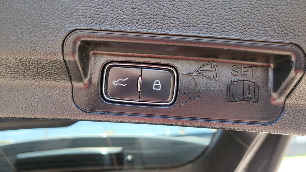 Used 2023 Ford Explorer ST w/ Equipment Group 401A AWD/4WD image 15