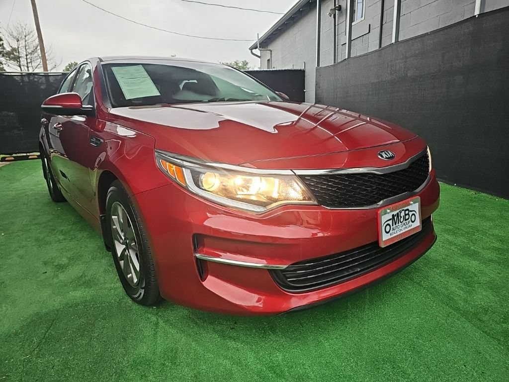 Used 2017 Kia Optima LX FWD image 1