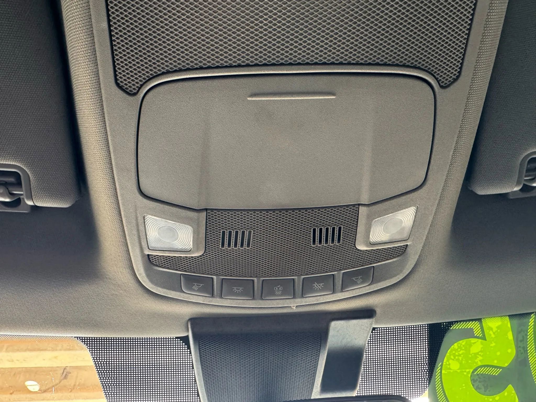 Used 2022 Ford F350 XLT w/ XLT Premium Package image 17