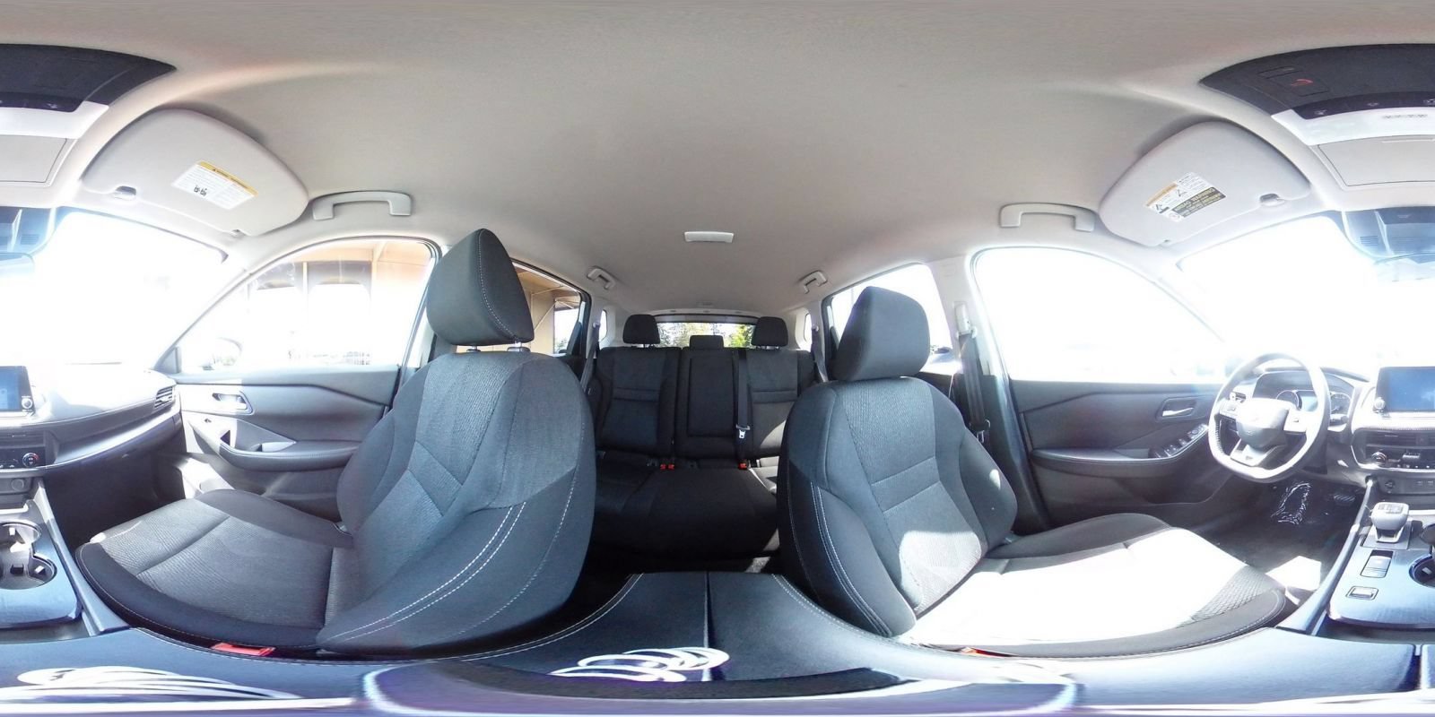 Used 2025 Nissan Rogue SV FWD image 44