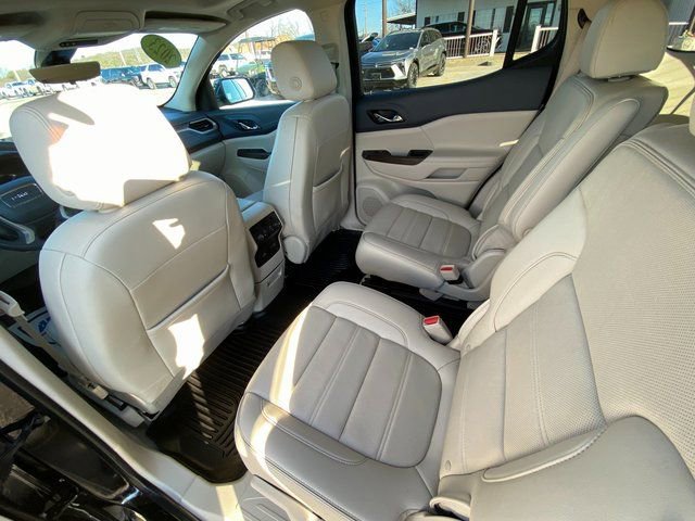 Used 2023 GMC Acadia Denali w/ Black Diamond Edition image 15