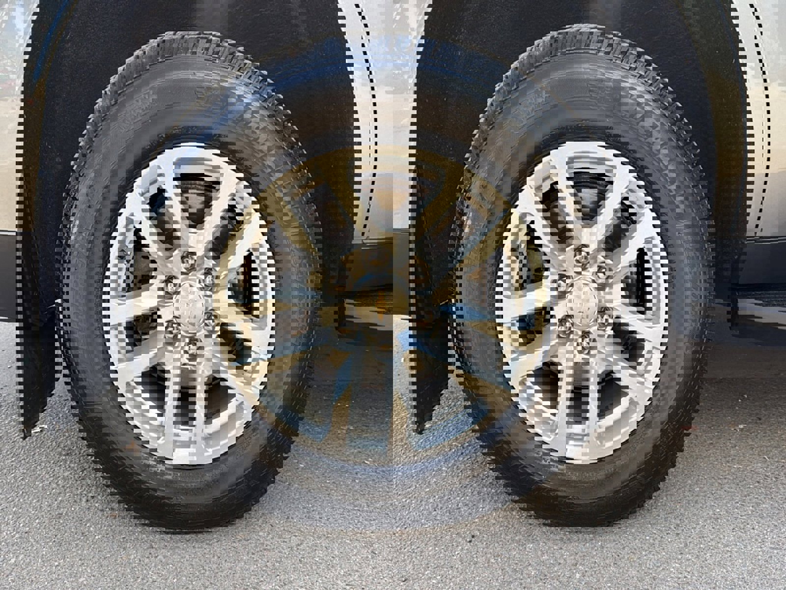 Used 2022 Chevrolet Tahoe LS w/ Driver Alert Package image 43