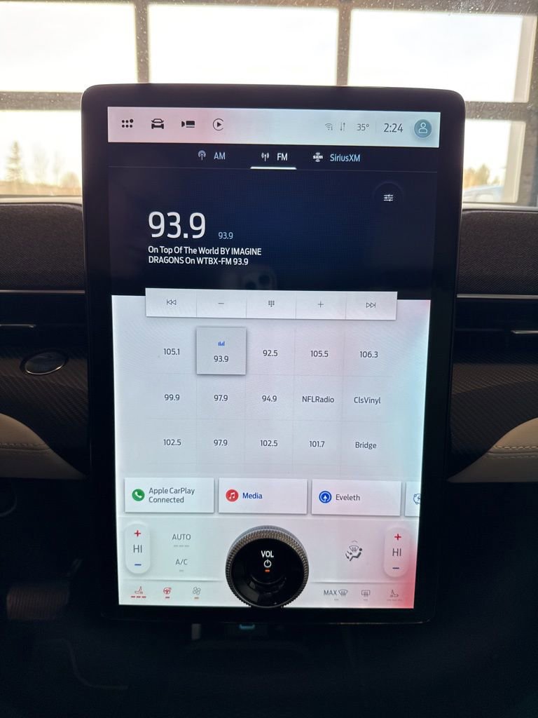 Used 2023 Ford Mustang Mach-E Premium image 21