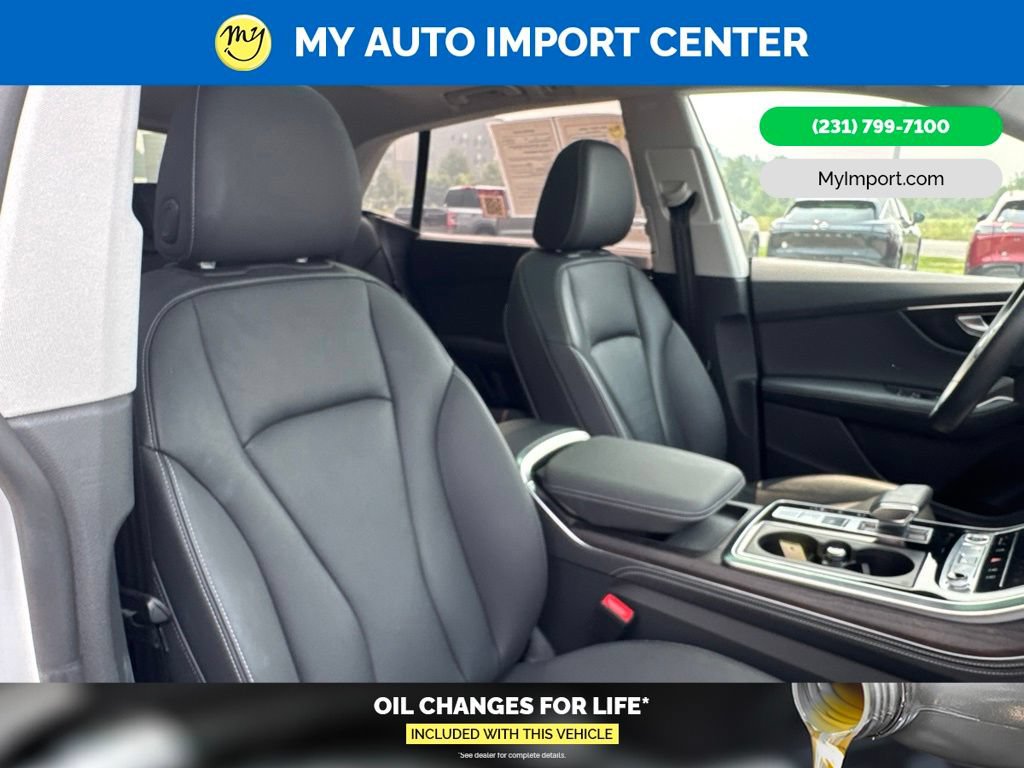 Used 2023 Audi Q8 Prestige AWD/4WD image 32