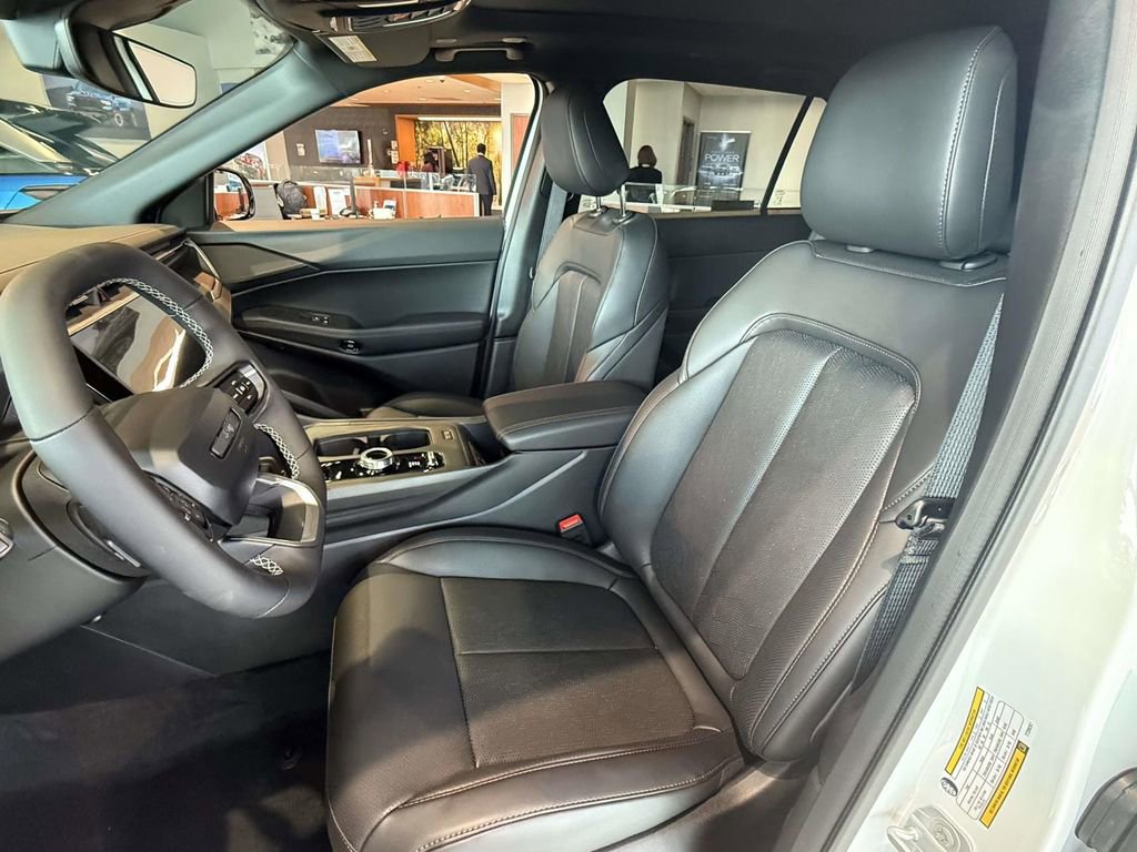 New 2026 Jeep Cherokee Overland image 12