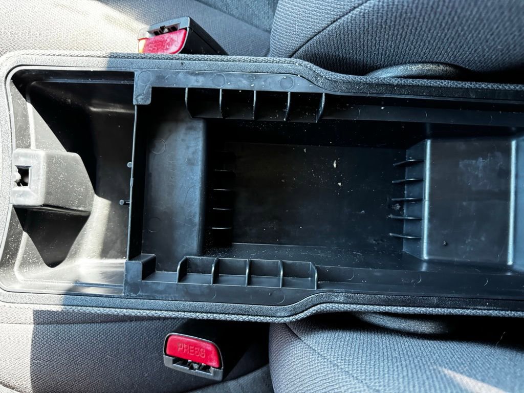 Used 2005 Chevrolet Colorado LS image 16