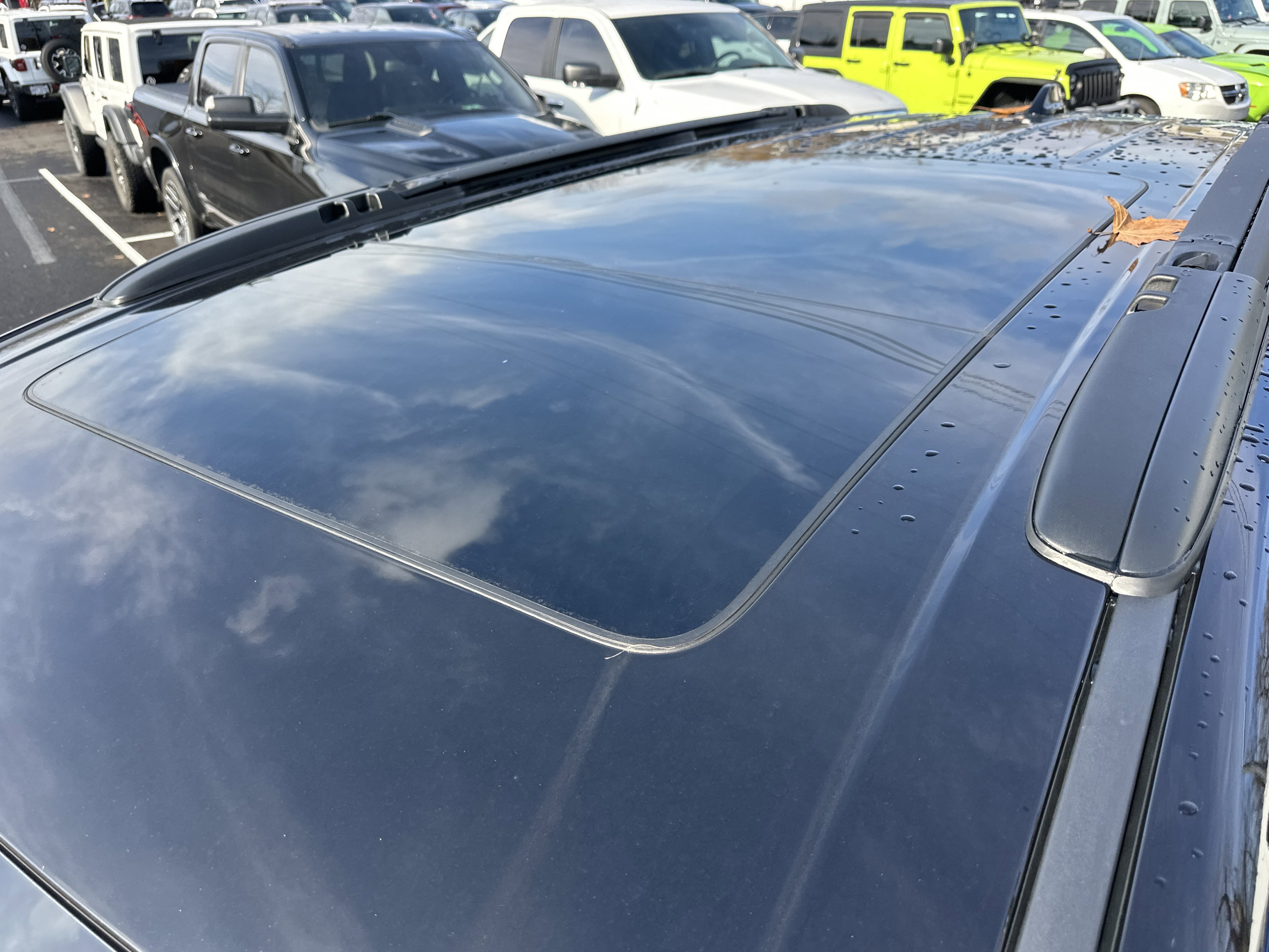 New 2026 Chrysler Pacifica Limited w/ S Appearance Package image 27