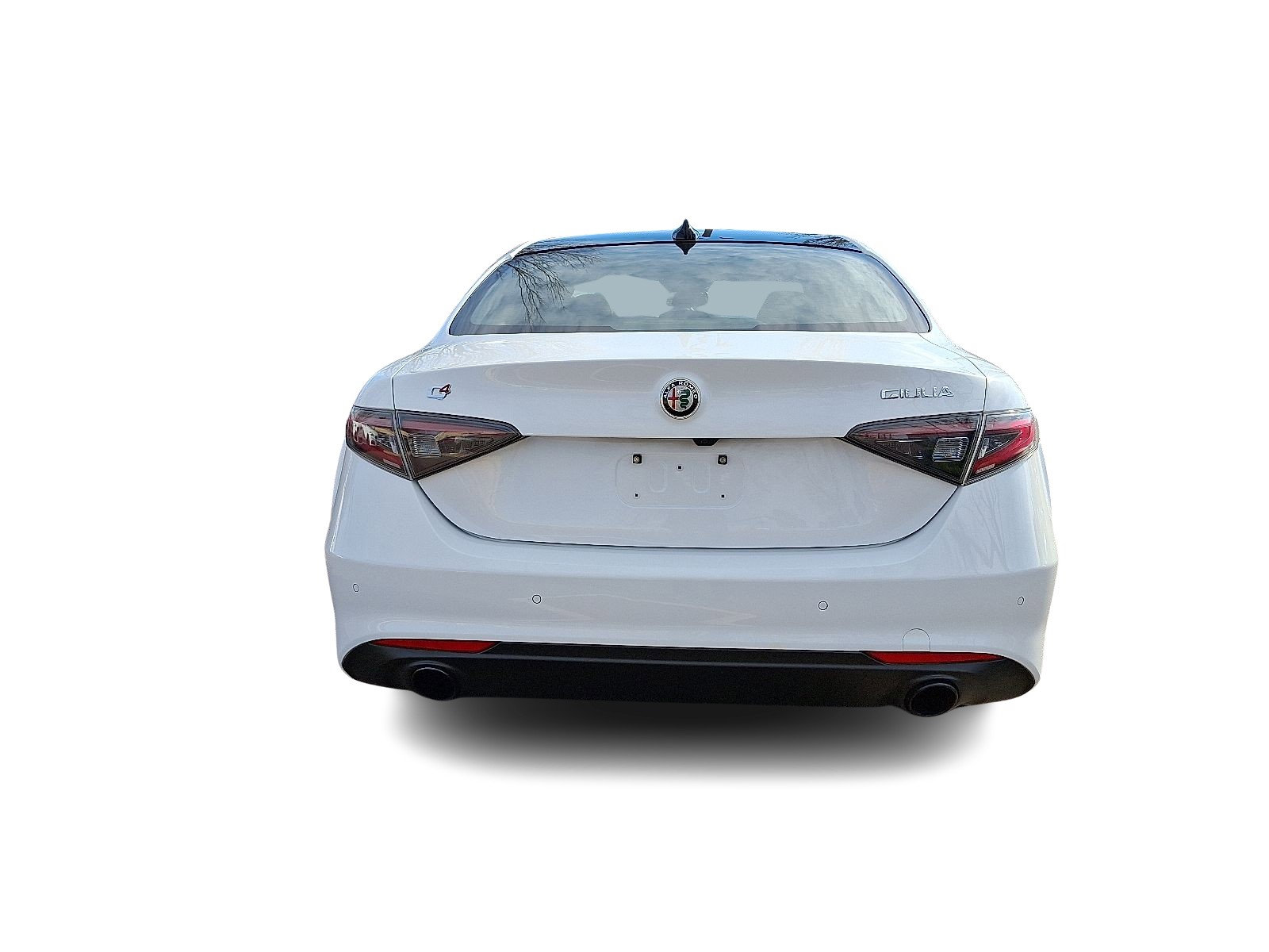 Used 2024 Alfa Romeo Giulia Ti image 5