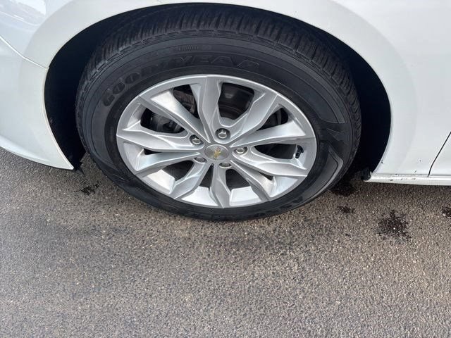 Used 2023 Chevrolet Malibu LT w/ LPO, Floor Liner Package FWD image 45