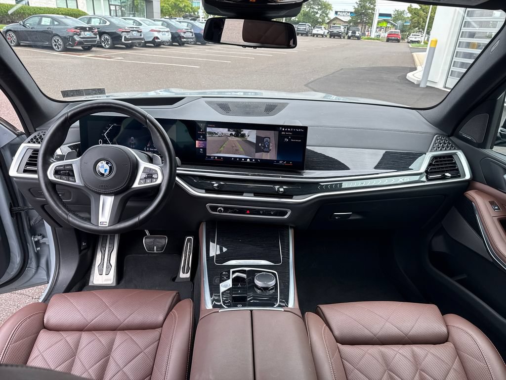 Certified 2024 BMW X5 xDrive40i w/ M Sport Package AWD/4WD image 11