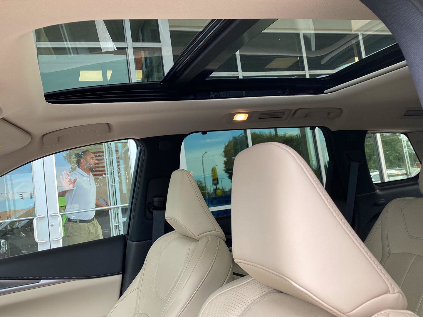 Used 2024 INFINITI QX60 Luxe AWD/4WD image 23