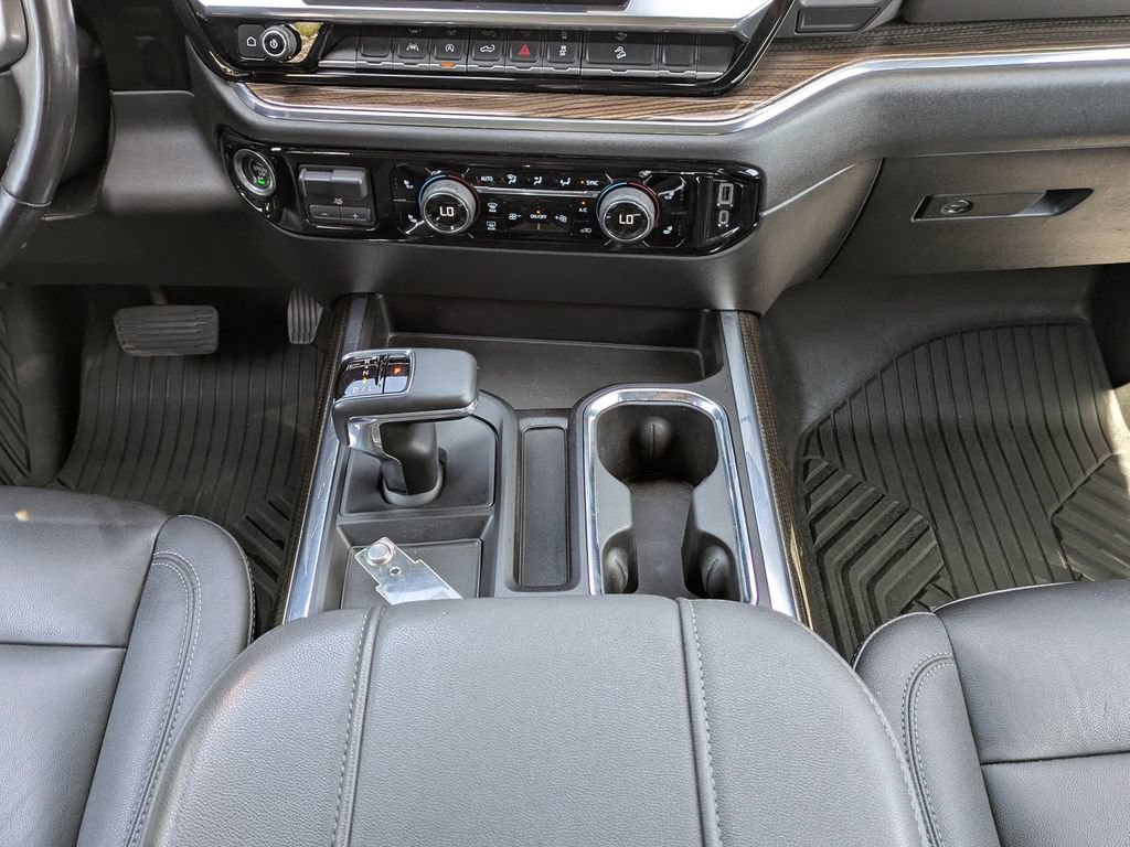 Used 2023 Chevrolet Silverado 1500 RST AWD/4WD image 19