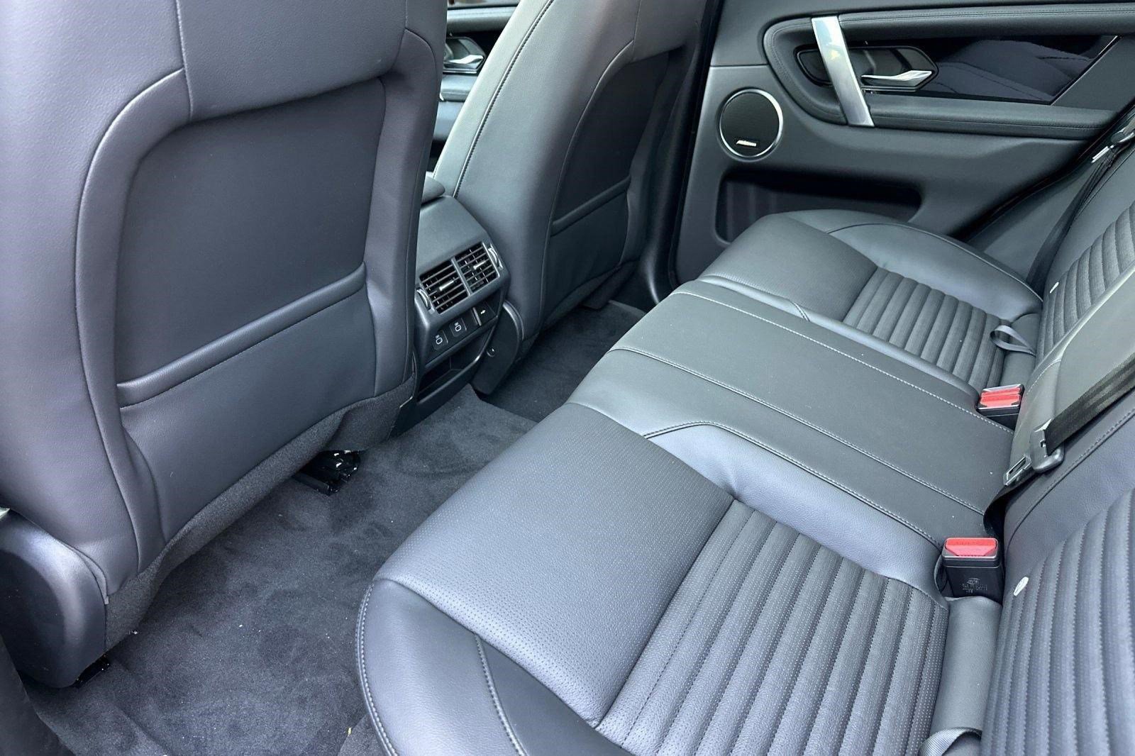 New 2025 Land Rover Discovery Sport S image 19