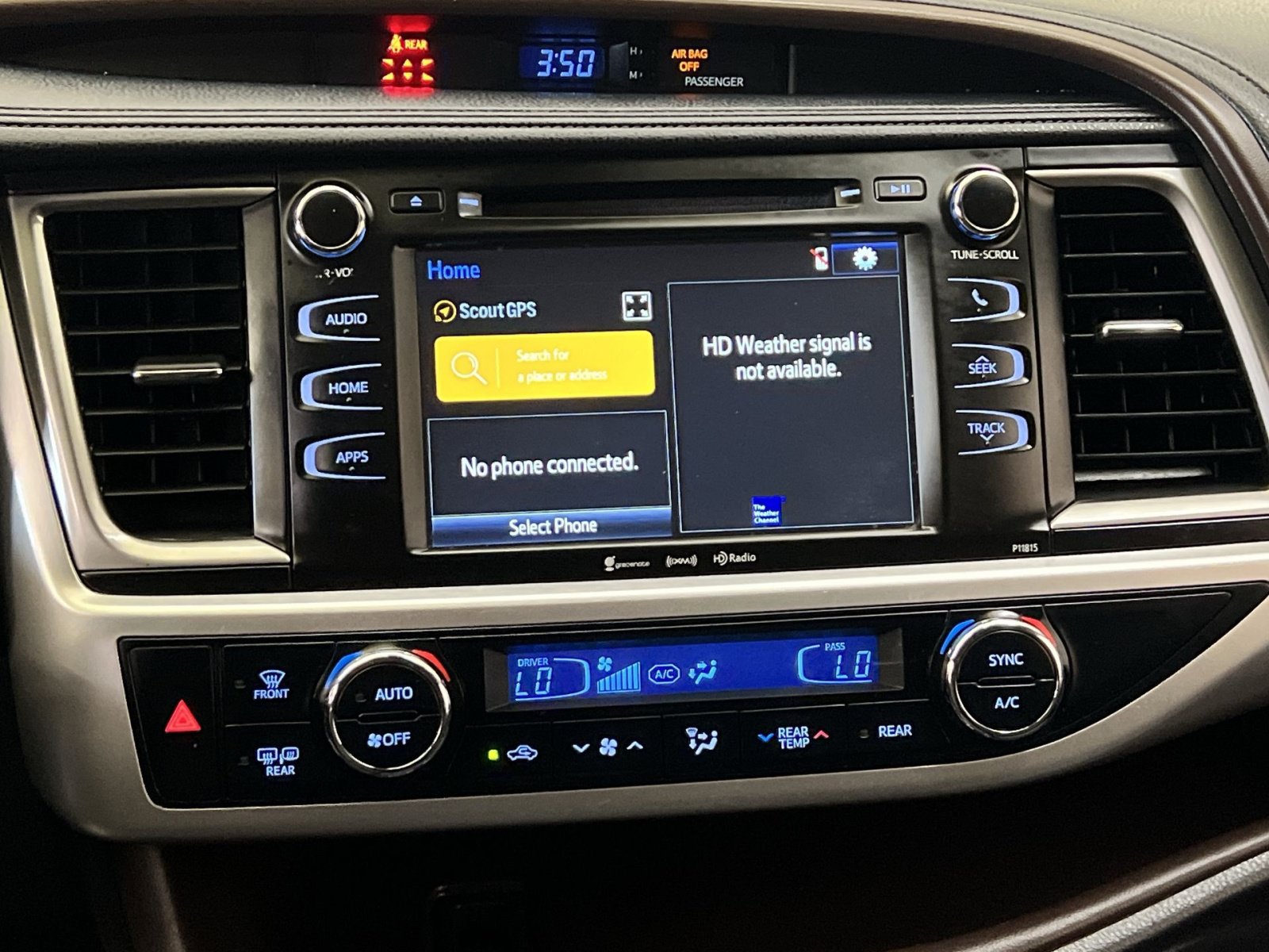 Used 2019 Toyota Highlander Plus AWD/4WD image 19