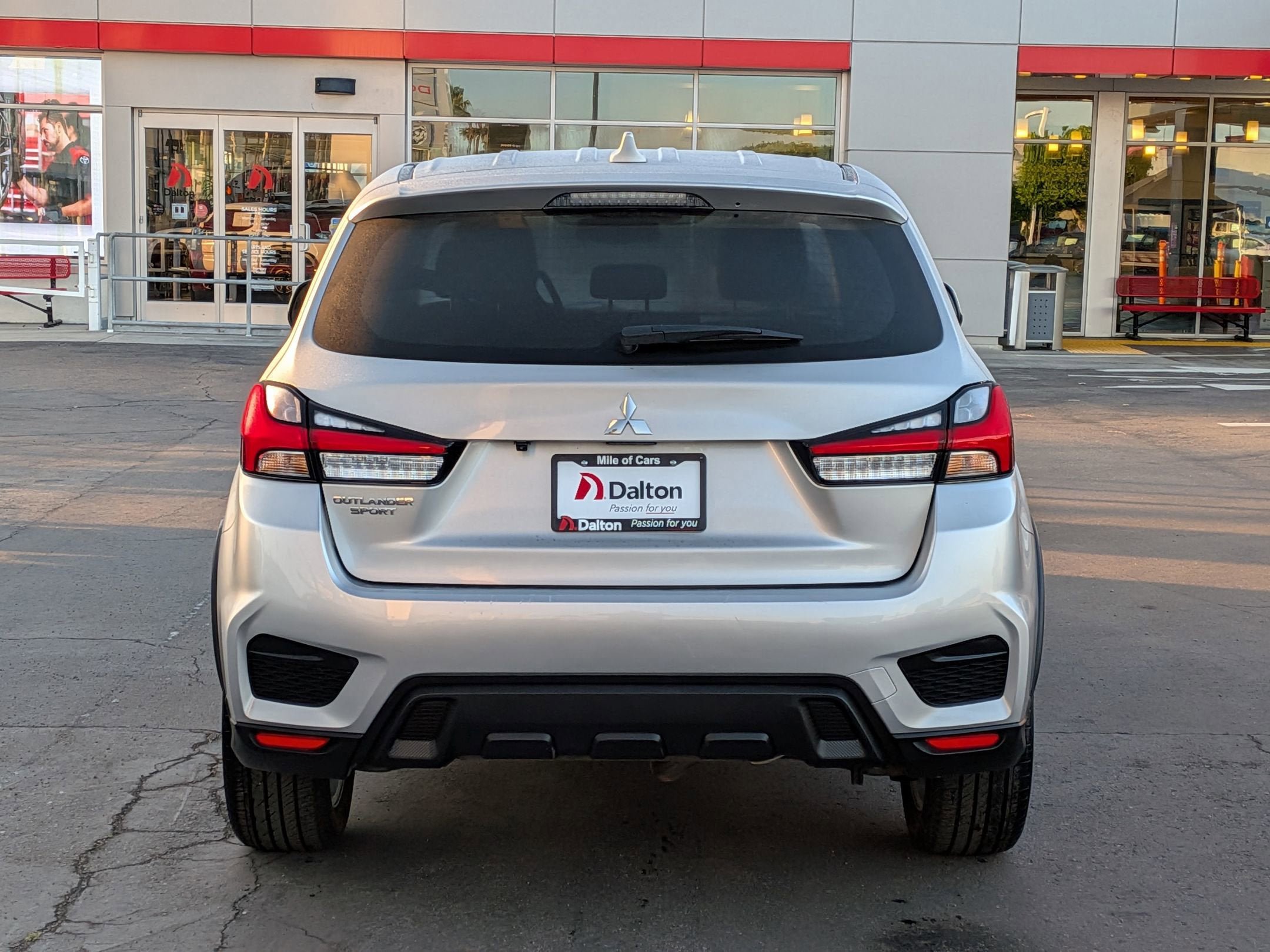 Used 2024 Mitsubishi Outlander Sport ES image 3
