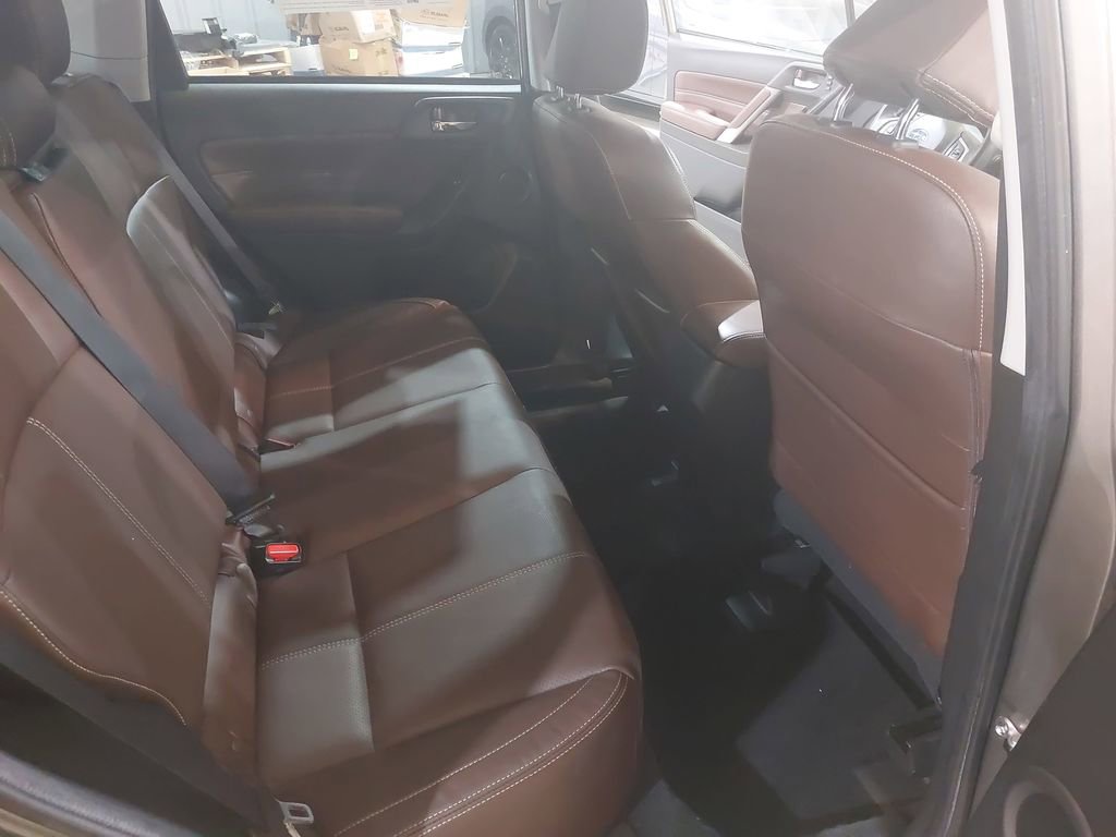 Used 2018 Subaru Forester 2.5i Touring w/ Popular Package #2 image 11