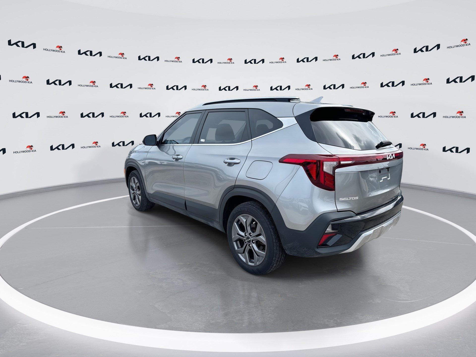 Used 2024 Kia Seltos S FWD image 6