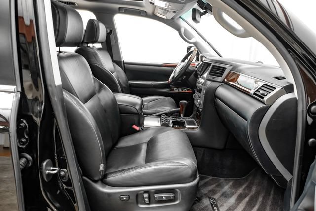 Used 2014 Lexus LX 570 4WD image 35